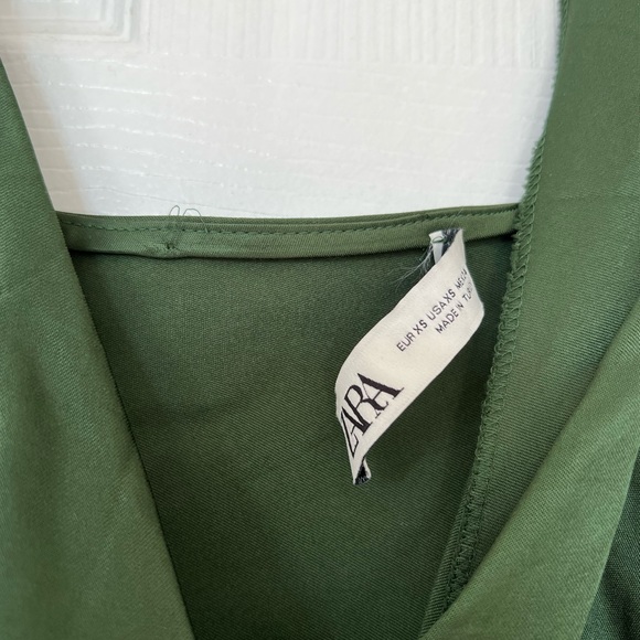 Zara Green Draped Midi Dress Satin Effect - Picture 4 of 4